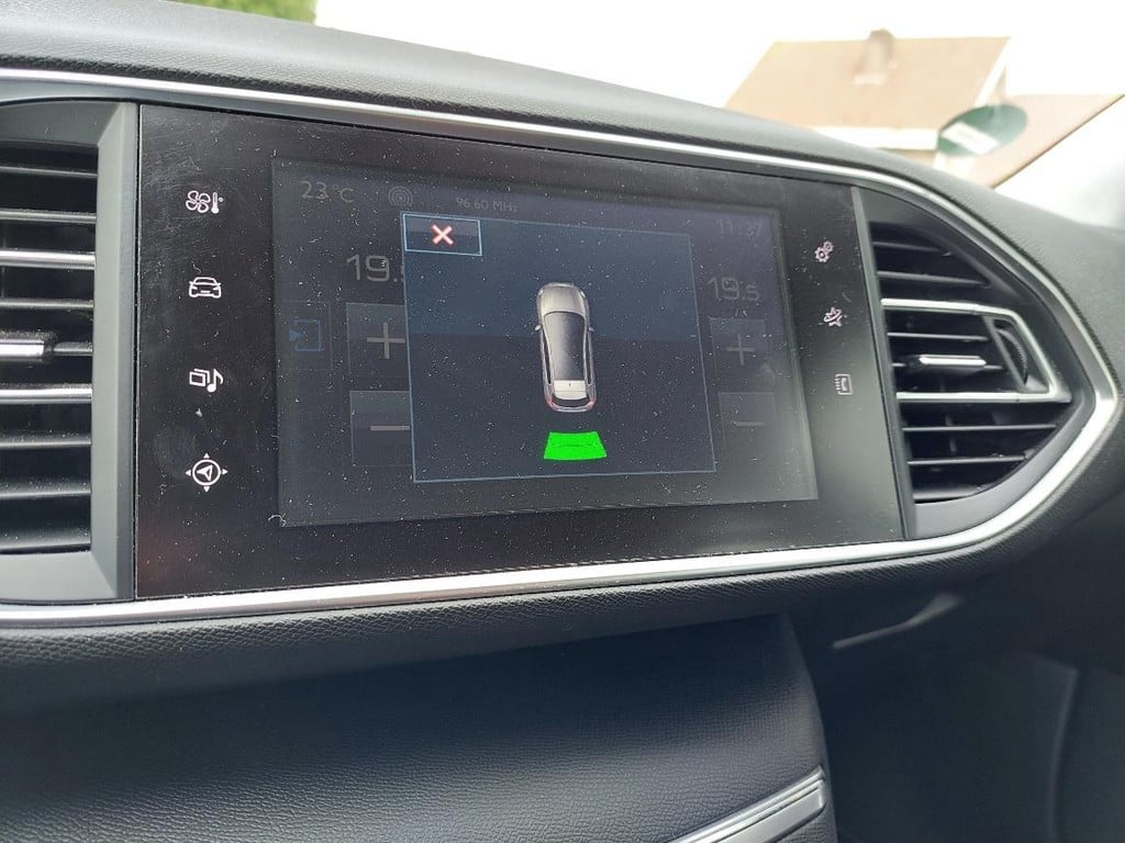 Peugeot 308 1.2 puretech active | navi | park.sens | climate control