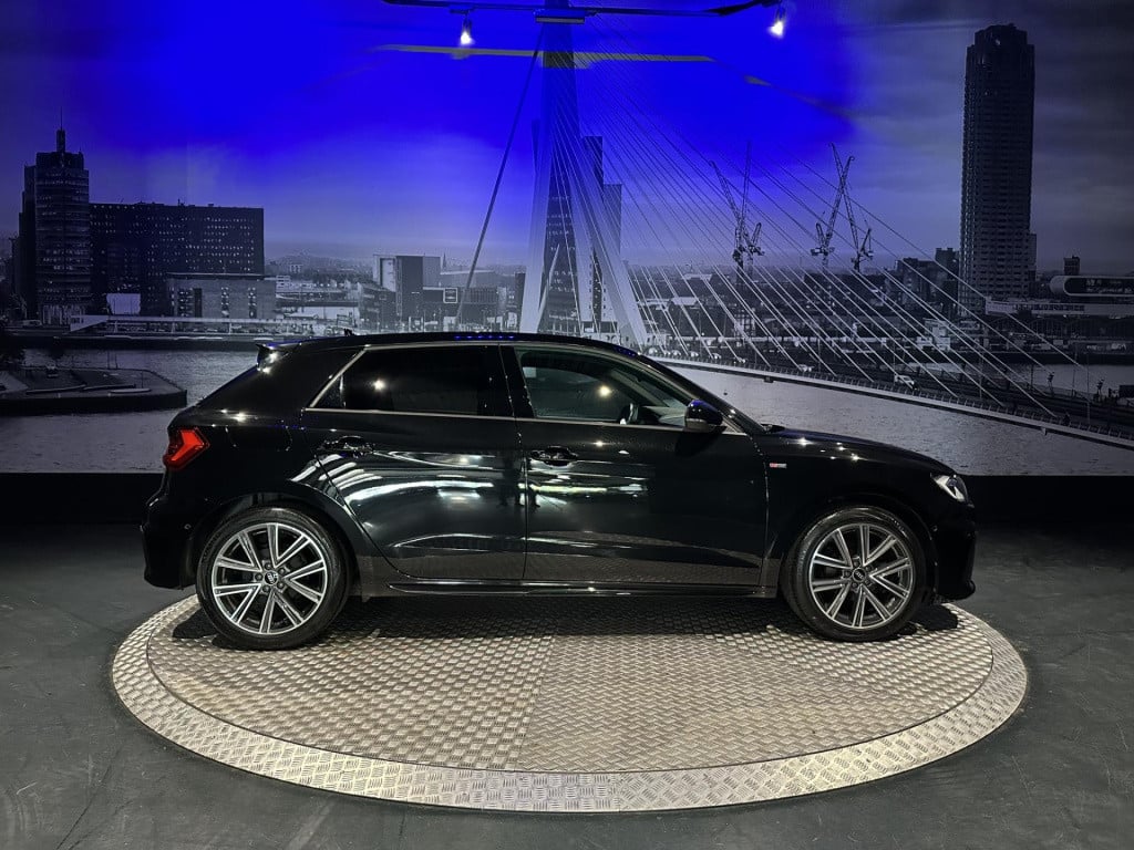 Audi A1 Sportback 25 tfsi s-line *adap.cruise*sportstoelen*s-line interieur