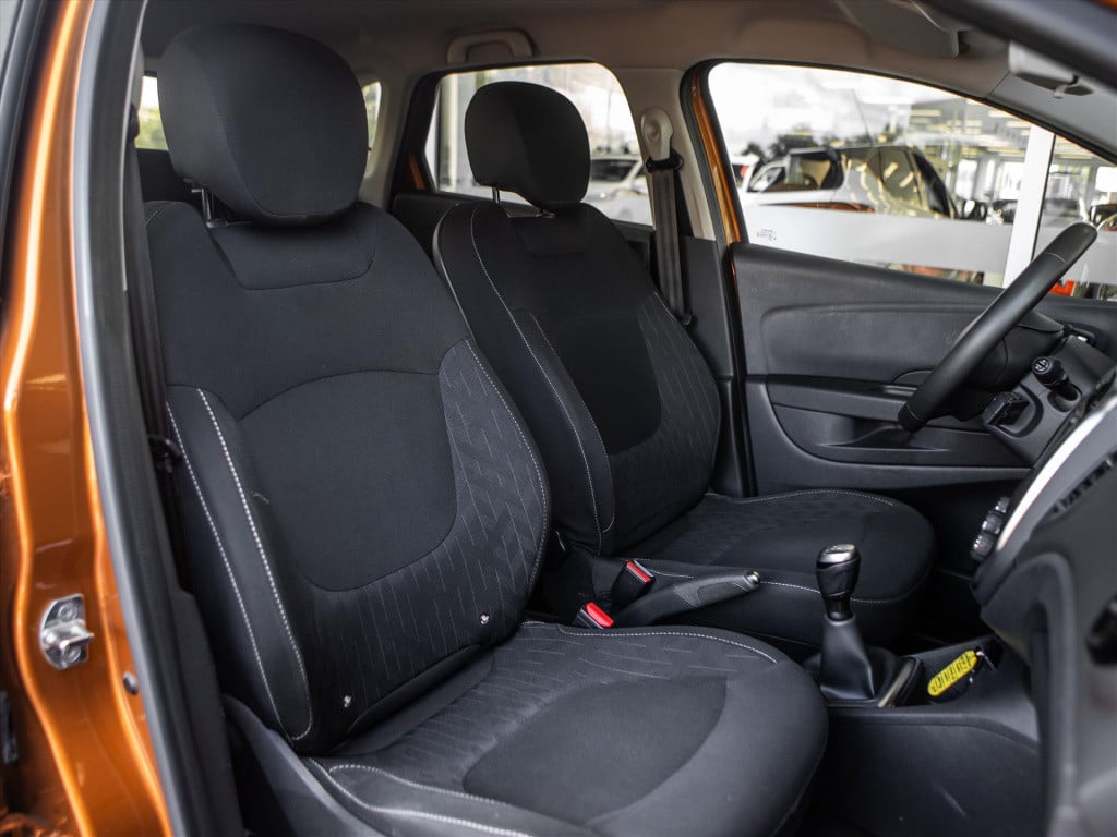 Renault Captur energy tce 90 limited | navigatie | cruise control | bluetoo