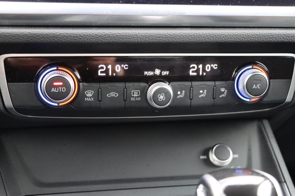 Audi Q3 35 tfsi s edition 150pk s-tronic | 19'' lichtmetaal | elektrische a