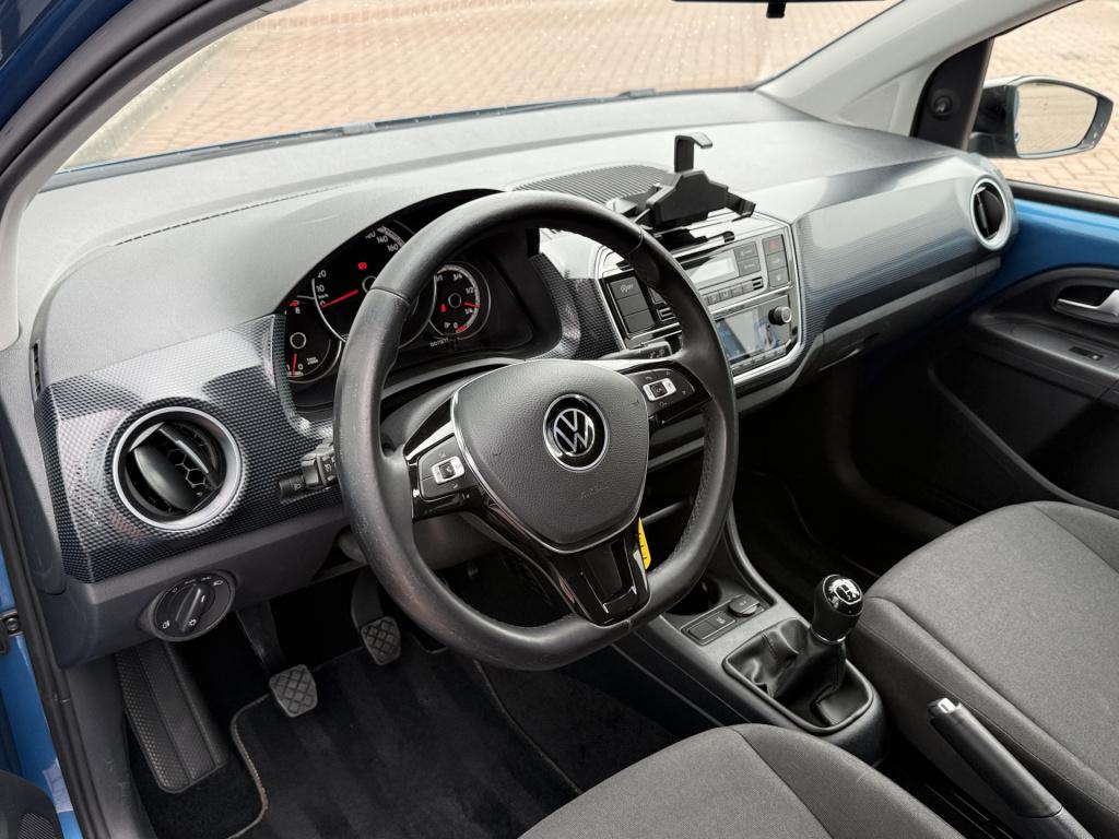 Volkswagen UP! 1.0 65pk 5drs. black style | camera | cruise