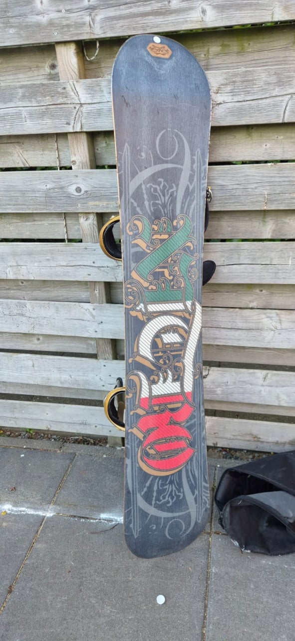 Snowboard