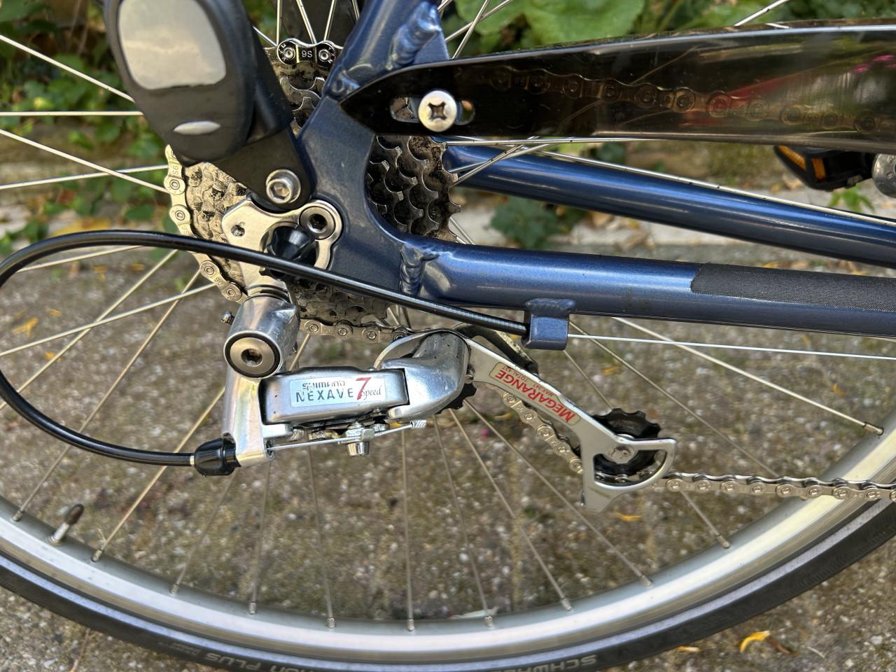 Herenfiets Giant Tourer Lite sportfiets. Geheel nagezien en OK. (En Mooi)