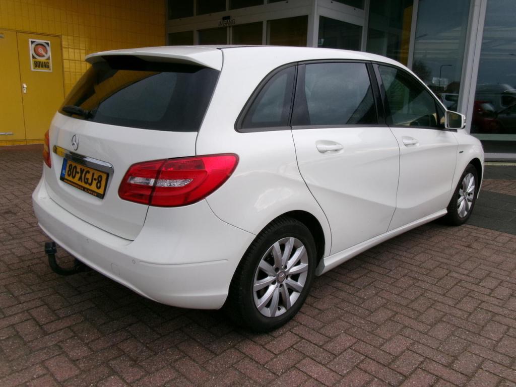 Mercedes-Benz B-Klasse 180 cdi automaat, airco, navi, pdc, trekhaak