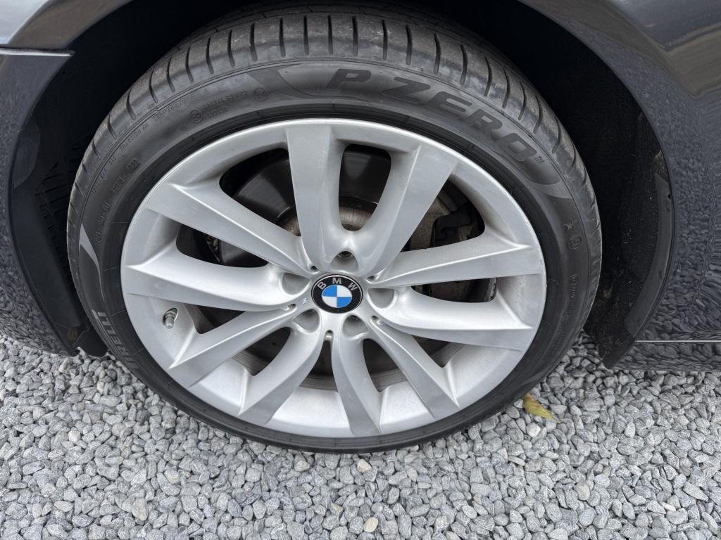 BMW 5 Serie 528i 6-cilinder executive sedan