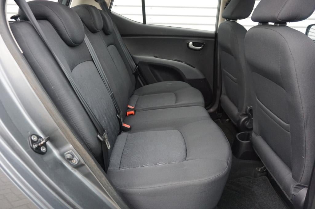 Hyundai I 10 1.25i dynamic cool automaat - airco / elektr. ramen / nap