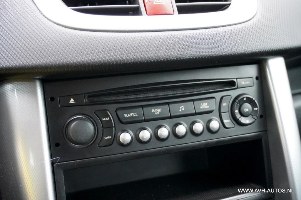 Peugeot 207 1.4-16v xs