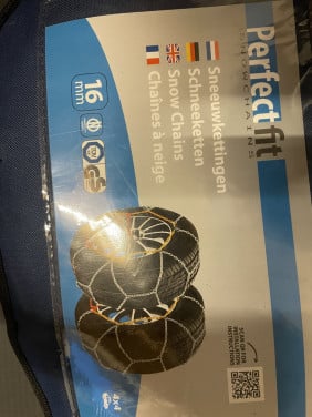 Nieuwe niet gebruikte sneeuwketting