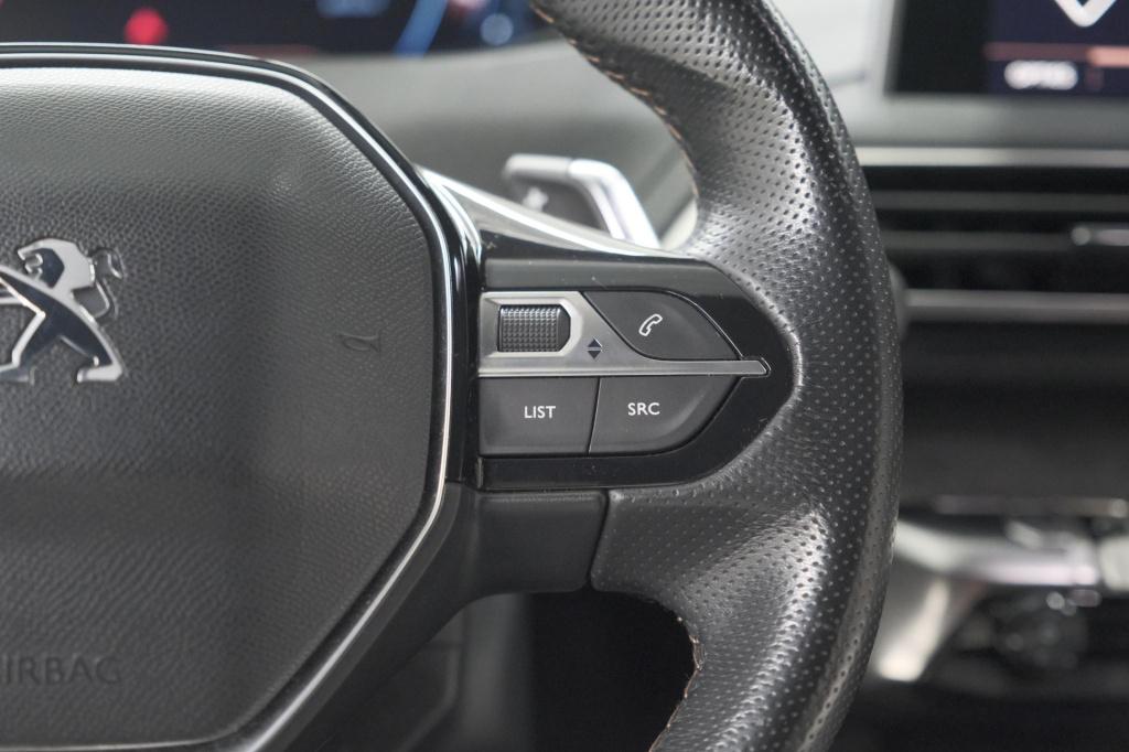 Peugeot 3008 puretech 130 eat6 gt | allseason banden | trekhaak | panoramad