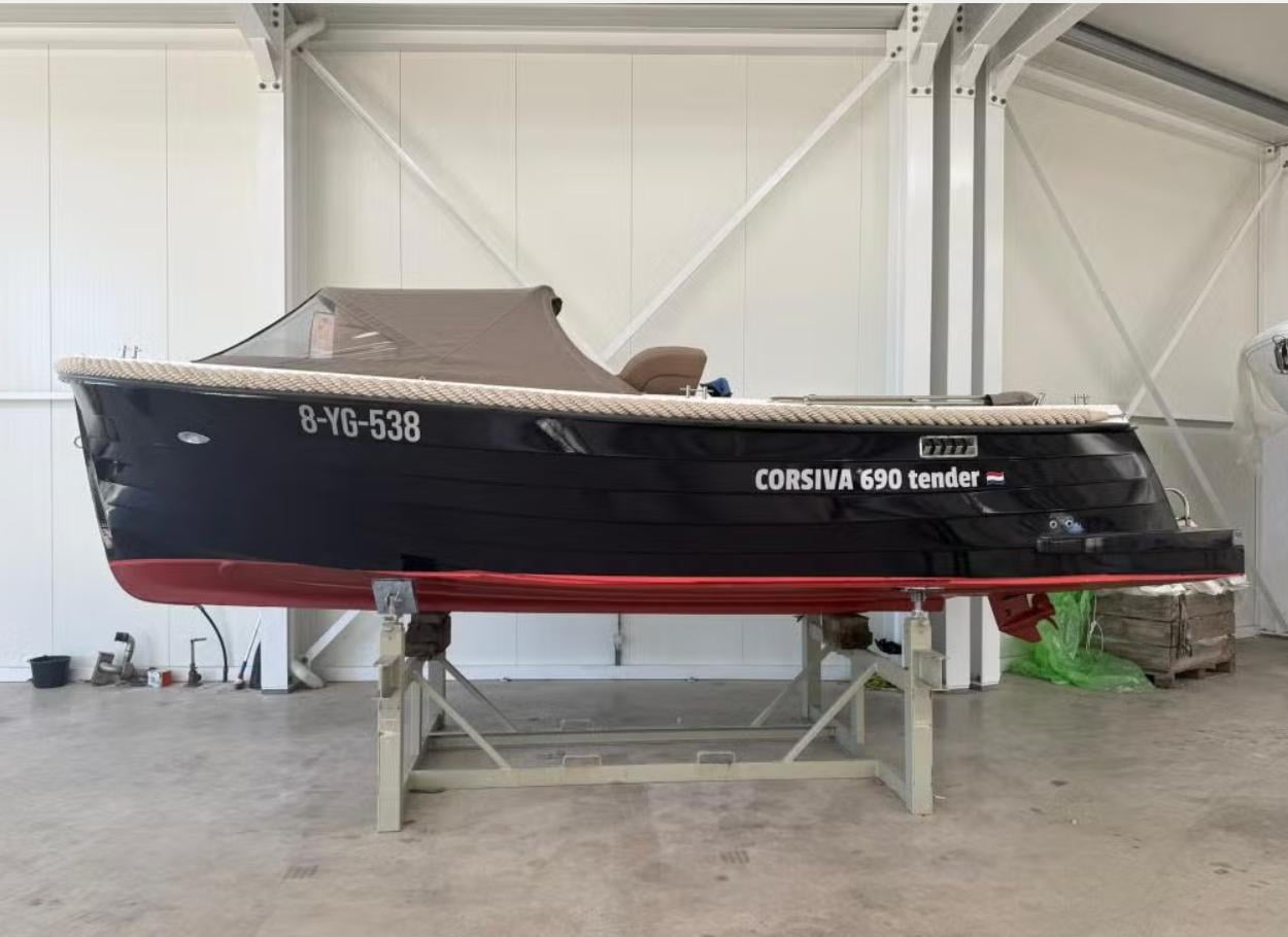 Corsiva Tender 690 – Luxe, en comfort incl. trailer en meer