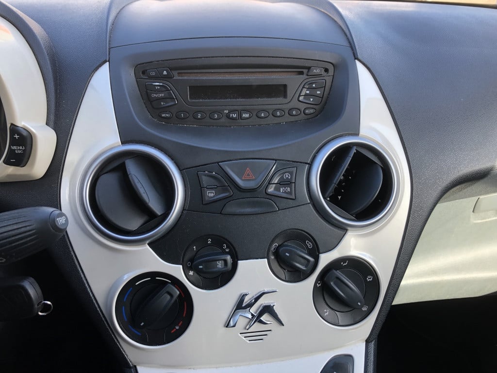 Ford KA 1.2 titanium x s/s