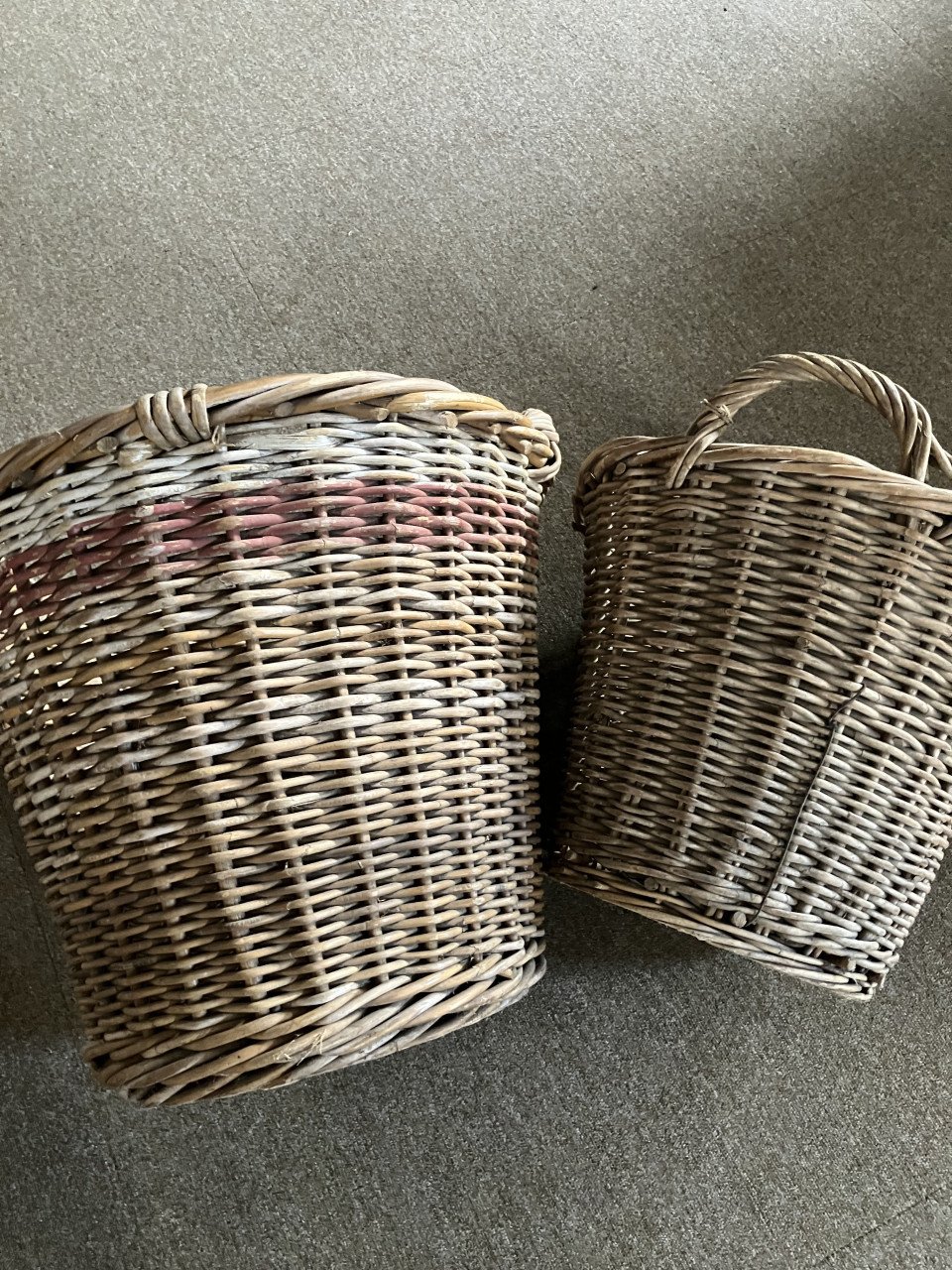 Vintage grote rieten manden