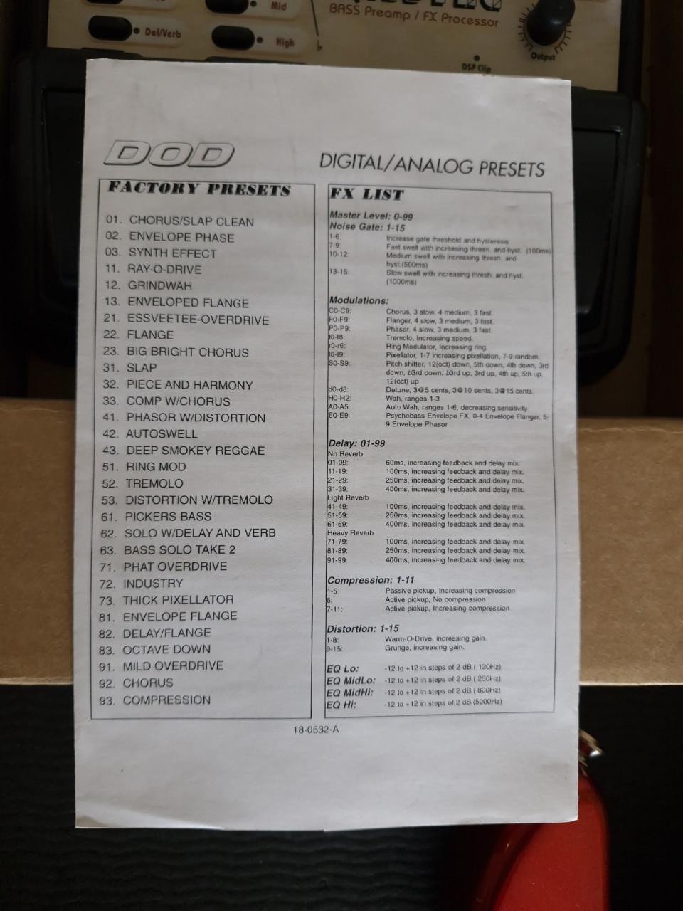 BASS GUITAR  met DOD Basstec multieffect