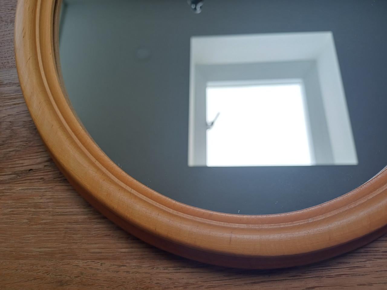 Scandinavisch minimalistisch design SPIEGEL met houten lijst