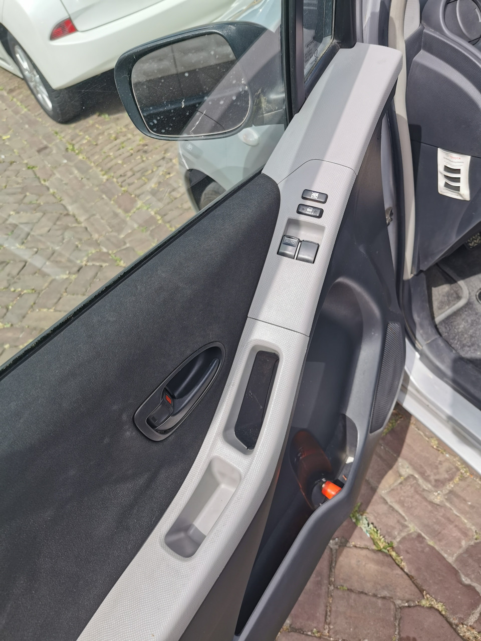 Toyota Yaris 1.0 12V 2008