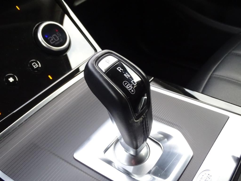 Land Rover Range Rover 1.5 p300e awd r-dynamic s | 360 camera | afn. trekha