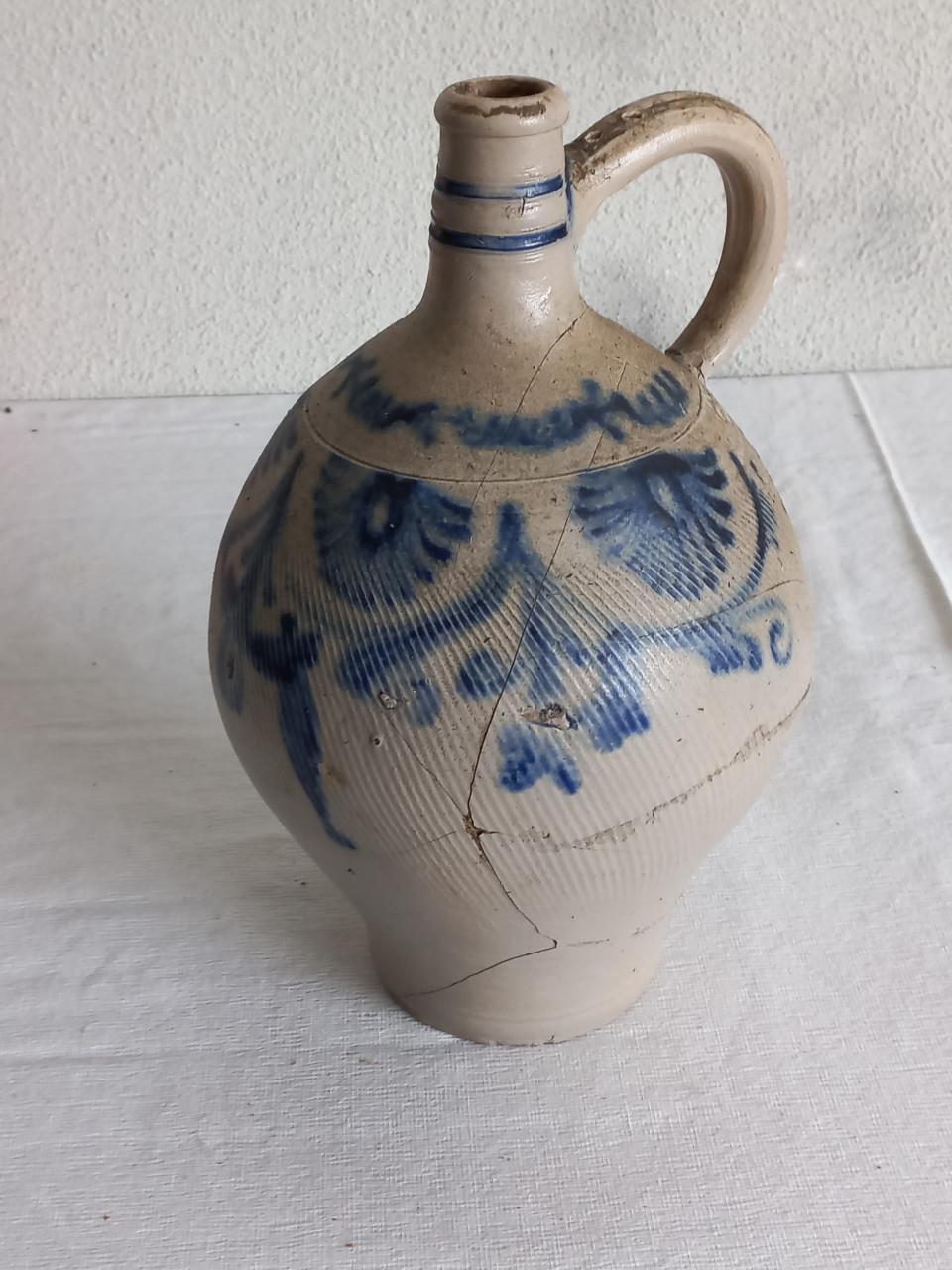 Aardewerk kruiken en vazen