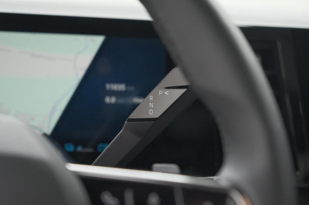 Renault Austral 1.2 e-tech full hybrid 200 techno | 360 camera | panoramada