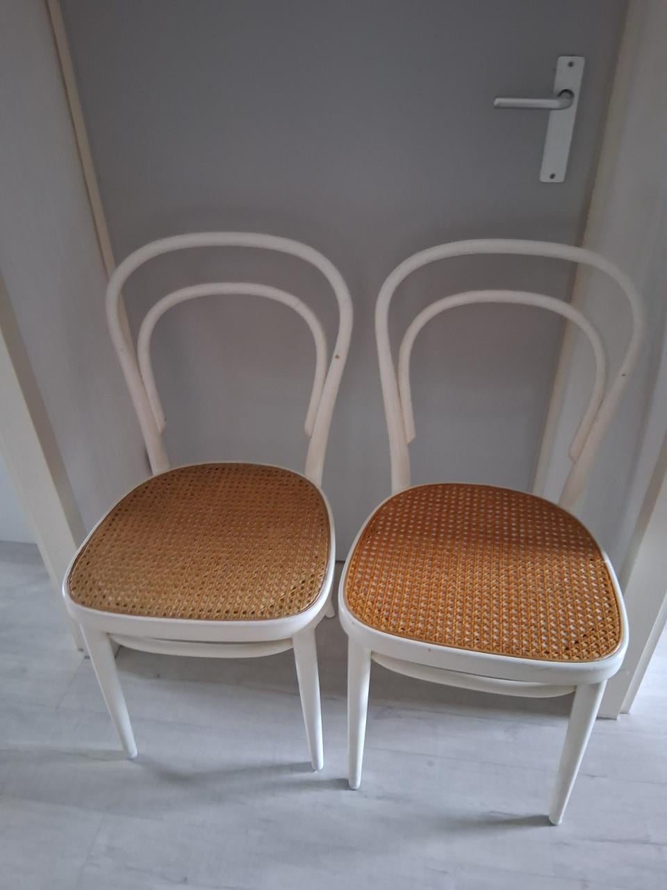 Thonetstoeltjes