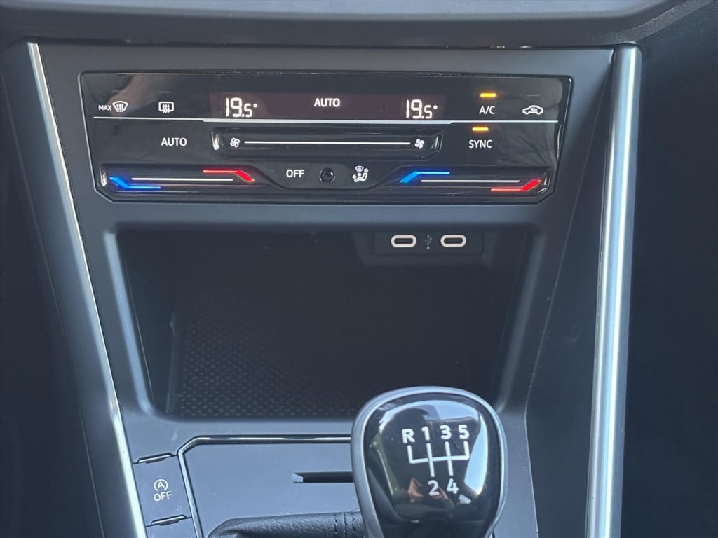 Volkswagen Taigo 1.0 tsi 95pk life climate| carplay| led| 17"lm| rijklaar i