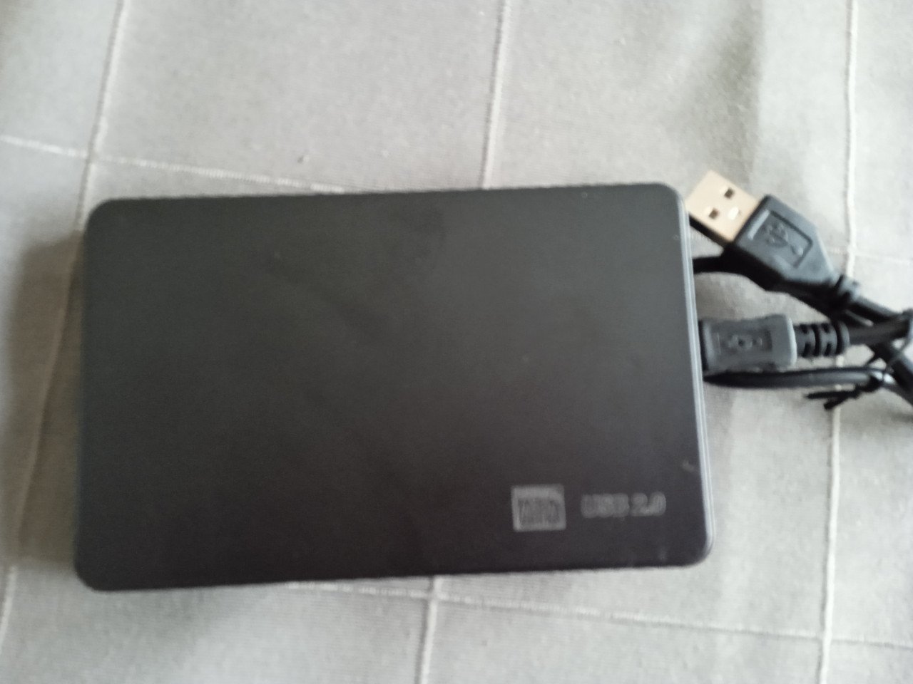 Externe harde schijf 1000(1 Terrabyte) gigabyte, geen externe voeding nodig
