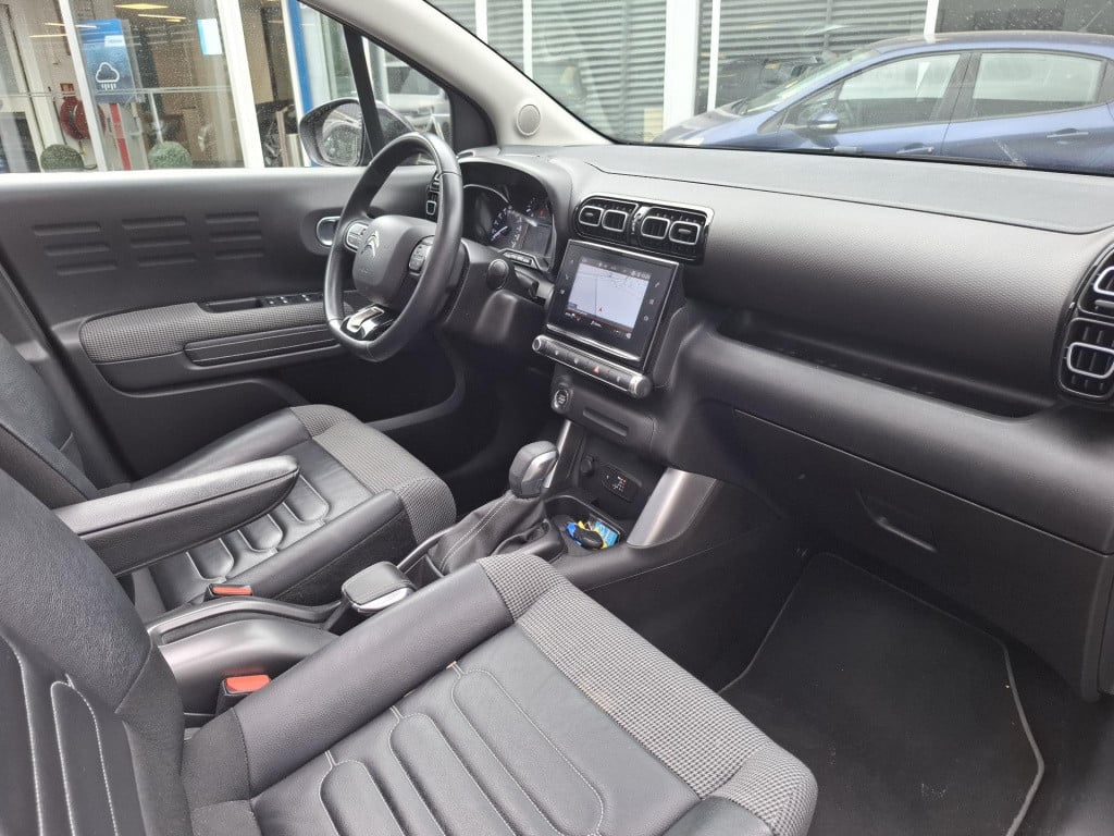 Citroen C3 Aircross suv 130 shine automaat pano/leer/trekhaak