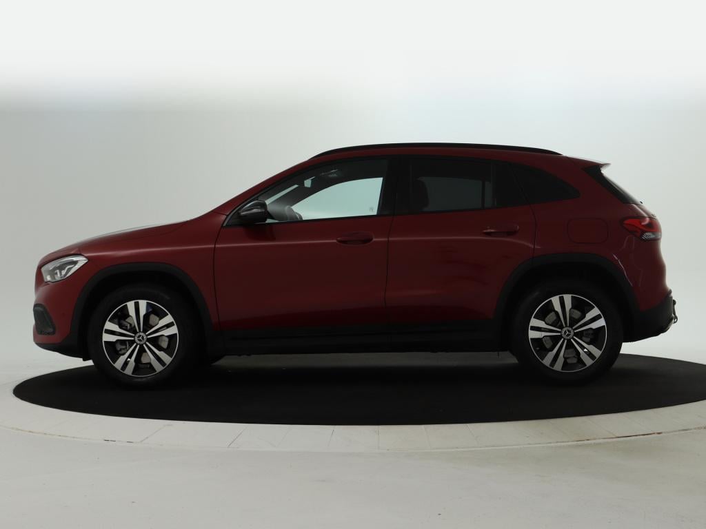 Mercedes-Benz Gla-klasse 250e business solution luxury line apple carplay |