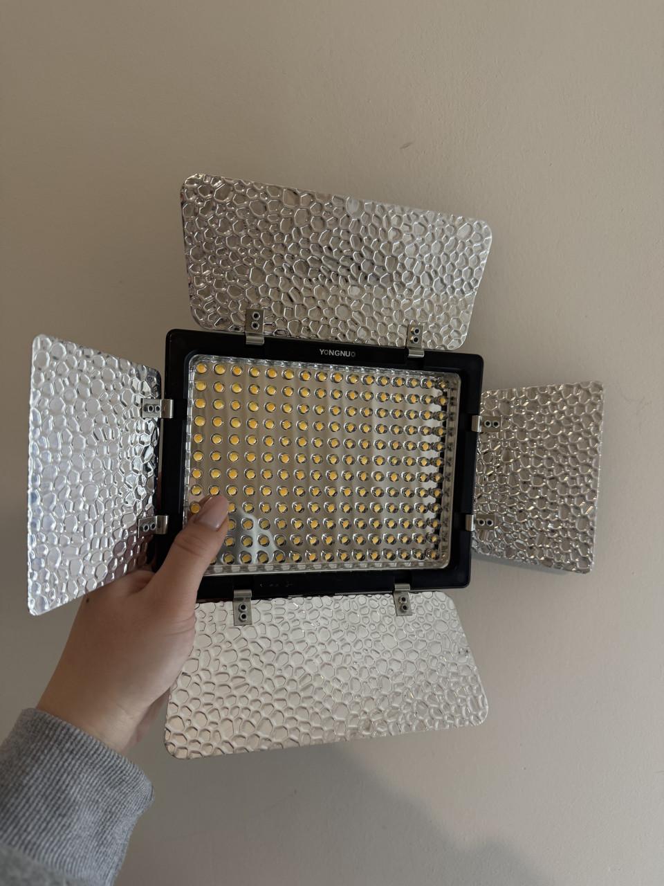 YONGNUO lamp YN160 |||