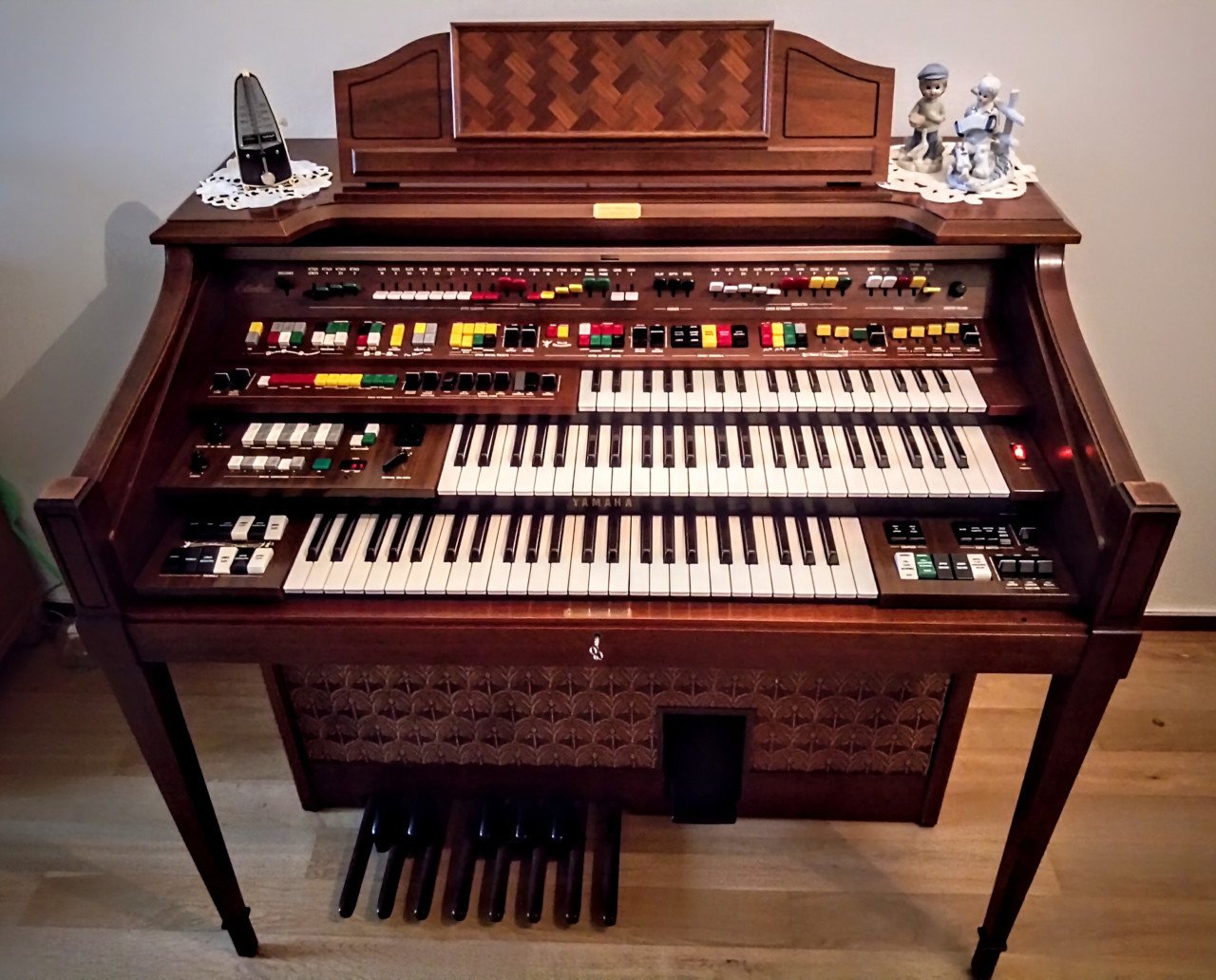 YAMAHA D-85 orgel/synthesizer