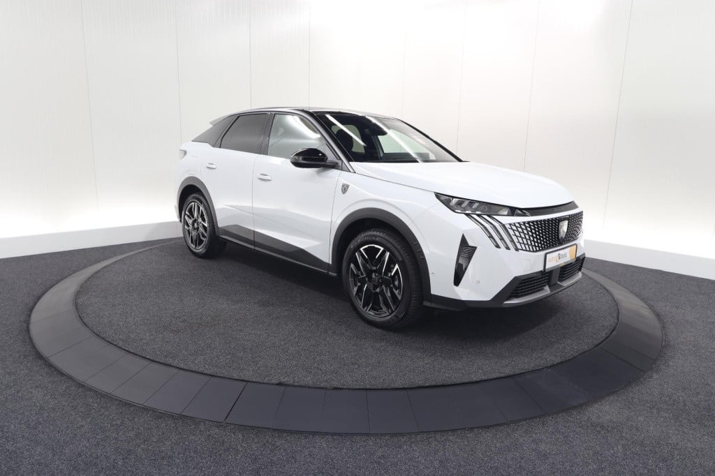 Peugeot 3008 hybrid 136 e-dsc6 gt | panoramadak | focal hifi pack| 360 came