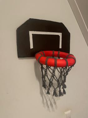 Kartonnen basketbalring