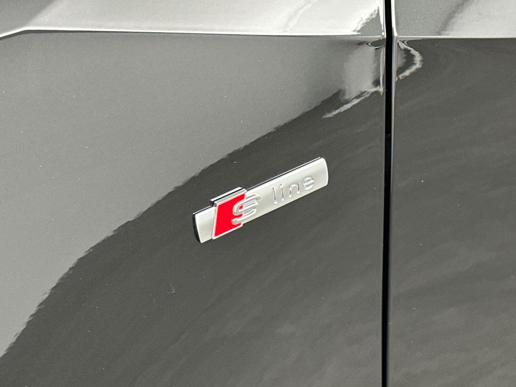 Audi Q2 35 tfsi s edition