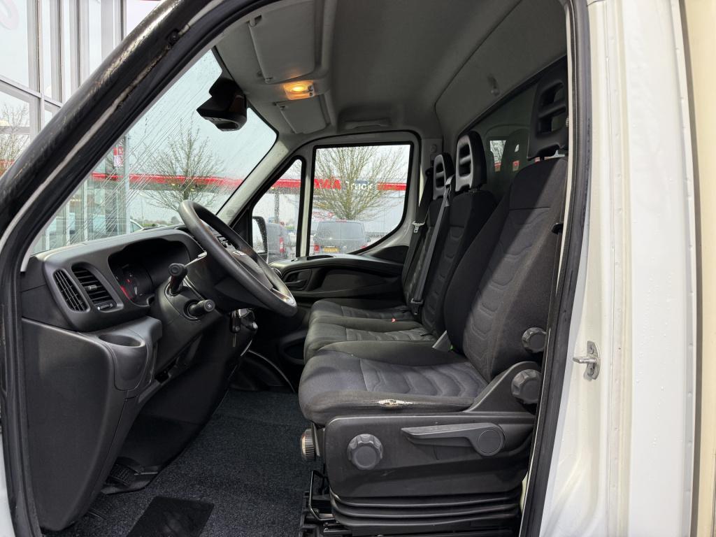Iveco Daily 35c16v 2.3 410 bakwagen | dubbel lucht | cruisec. | airco