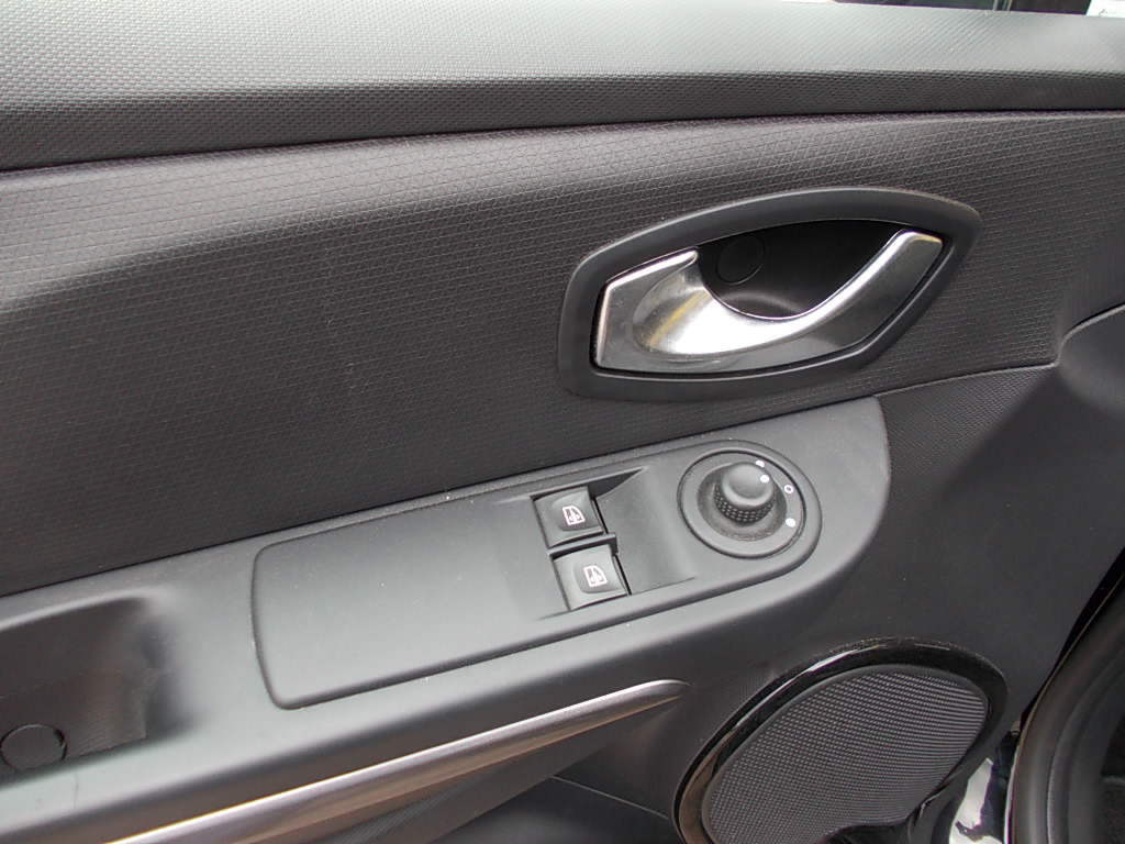 Renault Clio 0.9 tce estate, navigatie, cruise-contr. tr.h