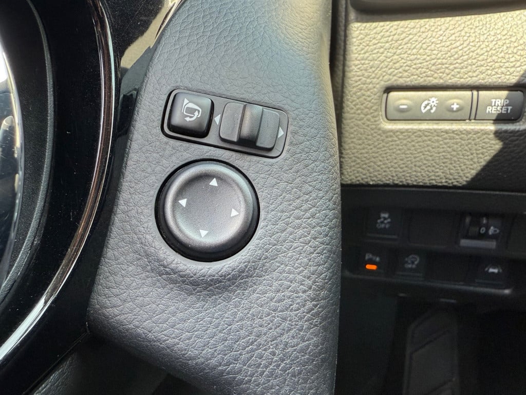 Nissan Qashqai 1.2 connect edition