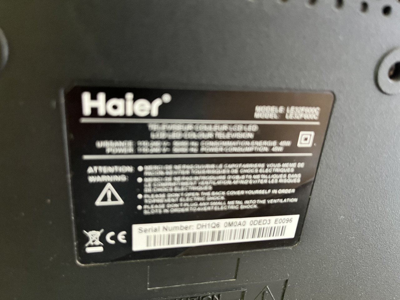 Haier 32 inch LCD TV LE32F600C