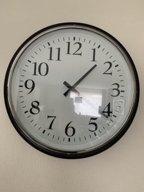 Ikea klok 60 cm