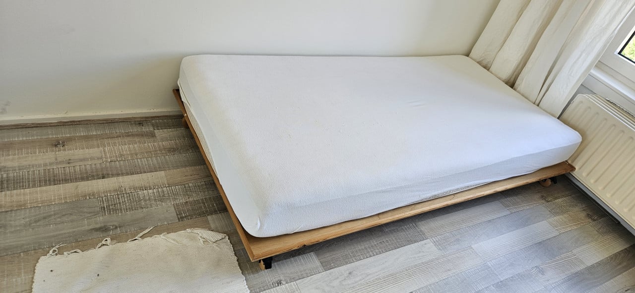 Bed plateau op wielen