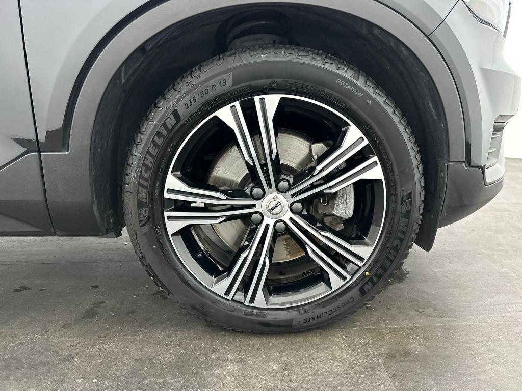 Volvo XC40 t5 262pk recharge inscription| pano| adap.cruise| leder| camera|