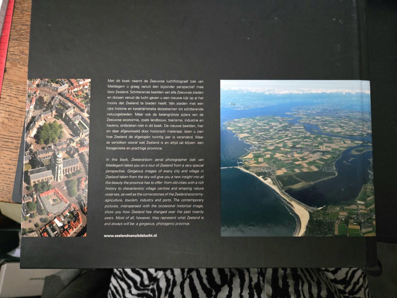Fotoboek "Zeeland vanuit de Lucht" van de luchtfotograaf Izak van Maldegem.