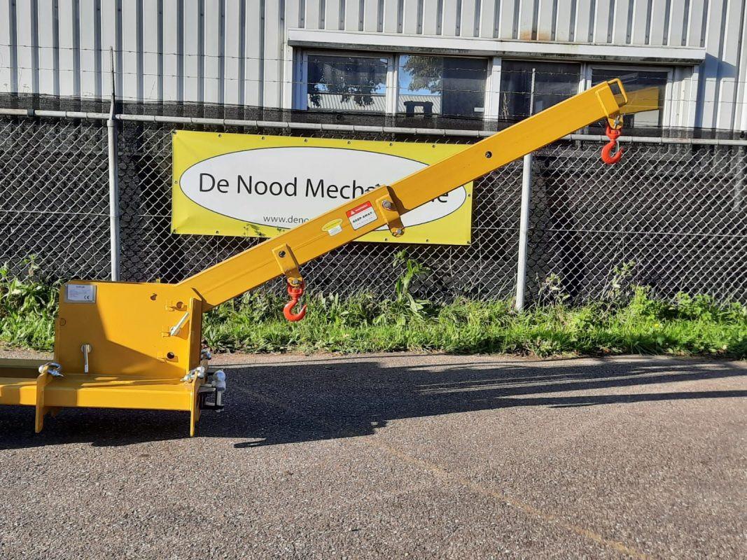 HEFTRUCK VERREIKER SHOVEL HIJS JIP, LASTARM VERSTELBARE 3 EN 5 TON