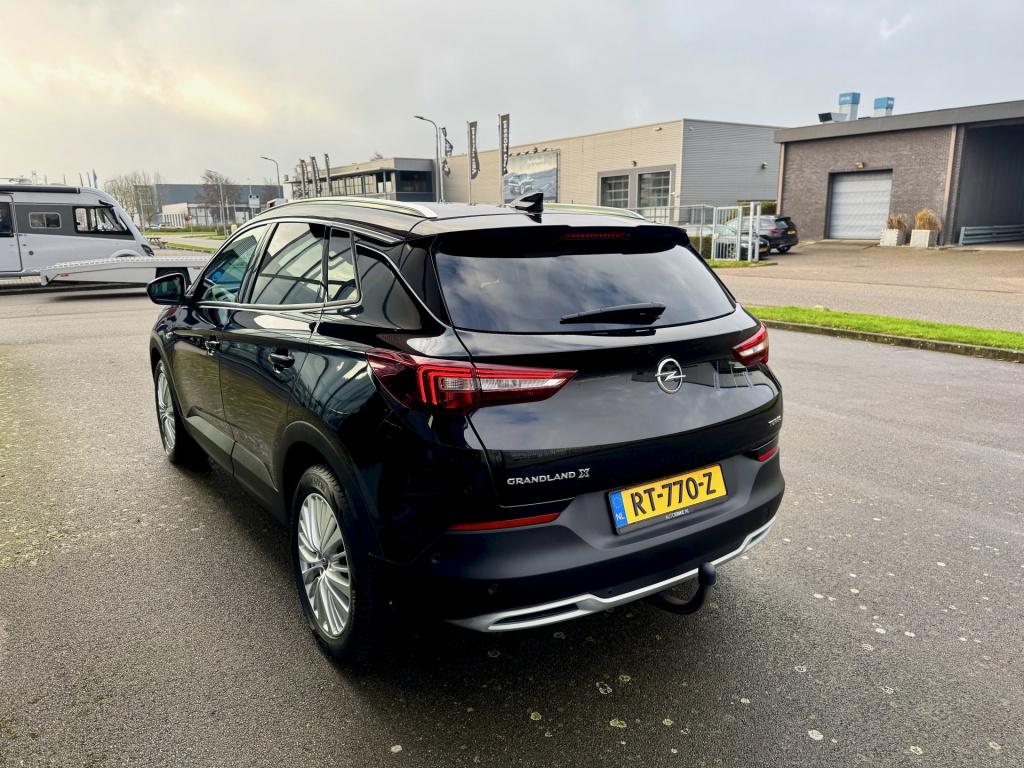 Opel Grandland X 1.2 turbo innovation leder navi ecc