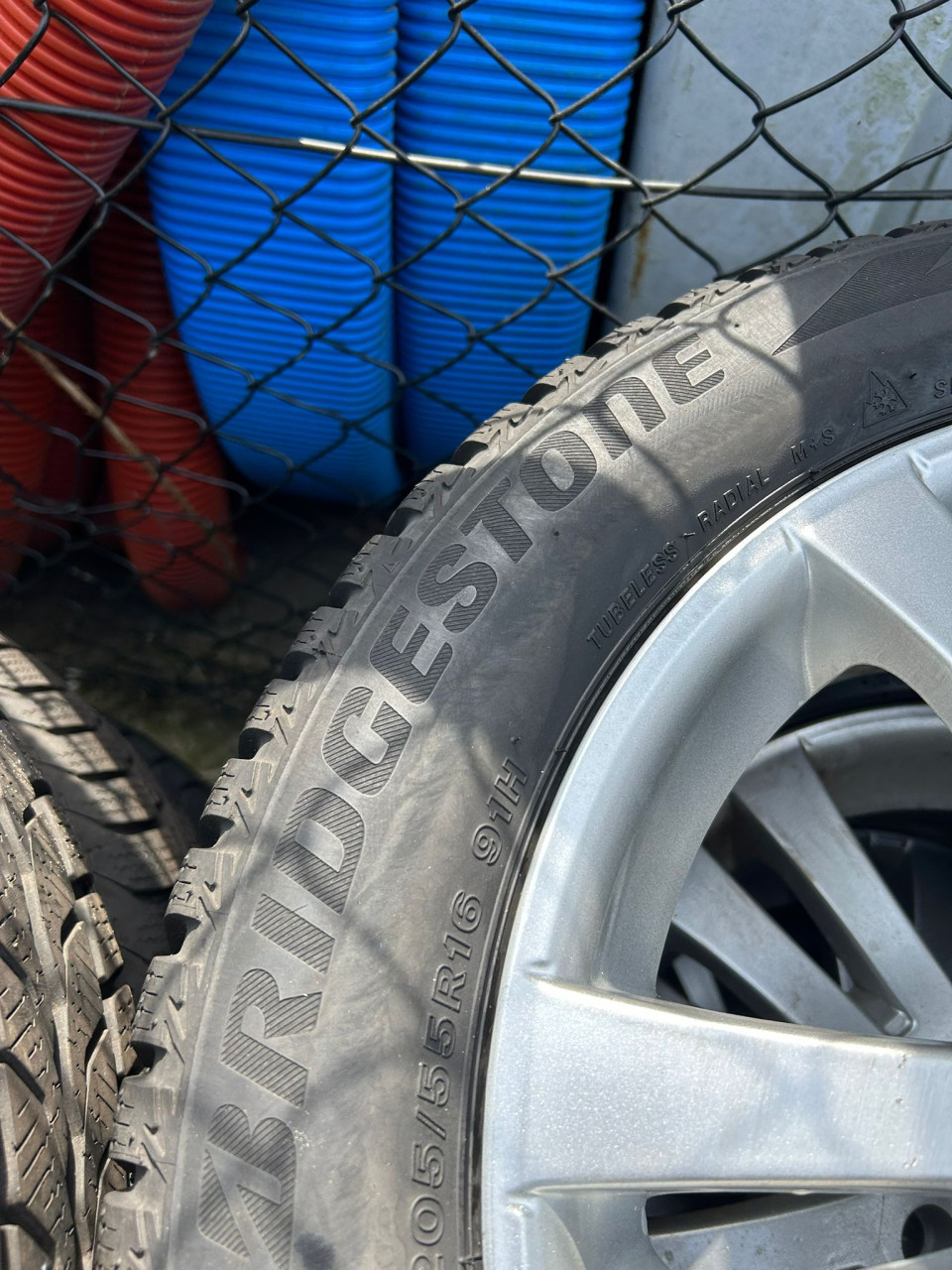 PROLINE ALUMINIUM VELGEN ''16'' MET BRIDGESTONE ALL SEASON BANDEN
