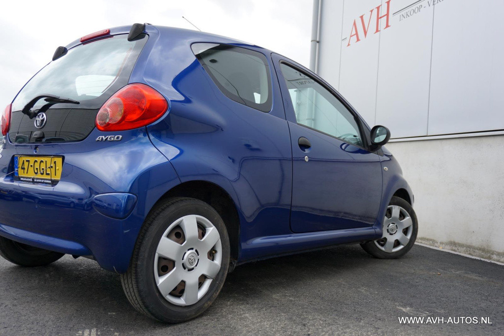 Toyota Aygo 1.0-12v