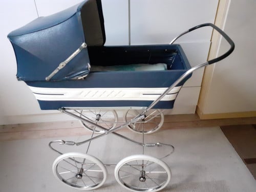 Poppenwagen