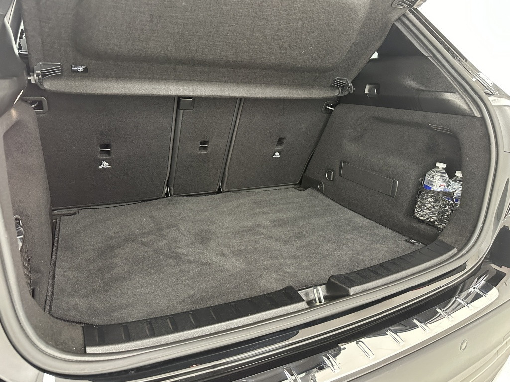 Mercedes-Benz Gla-klasse 250 e amg line | distronic | trekhaak | multibeam 