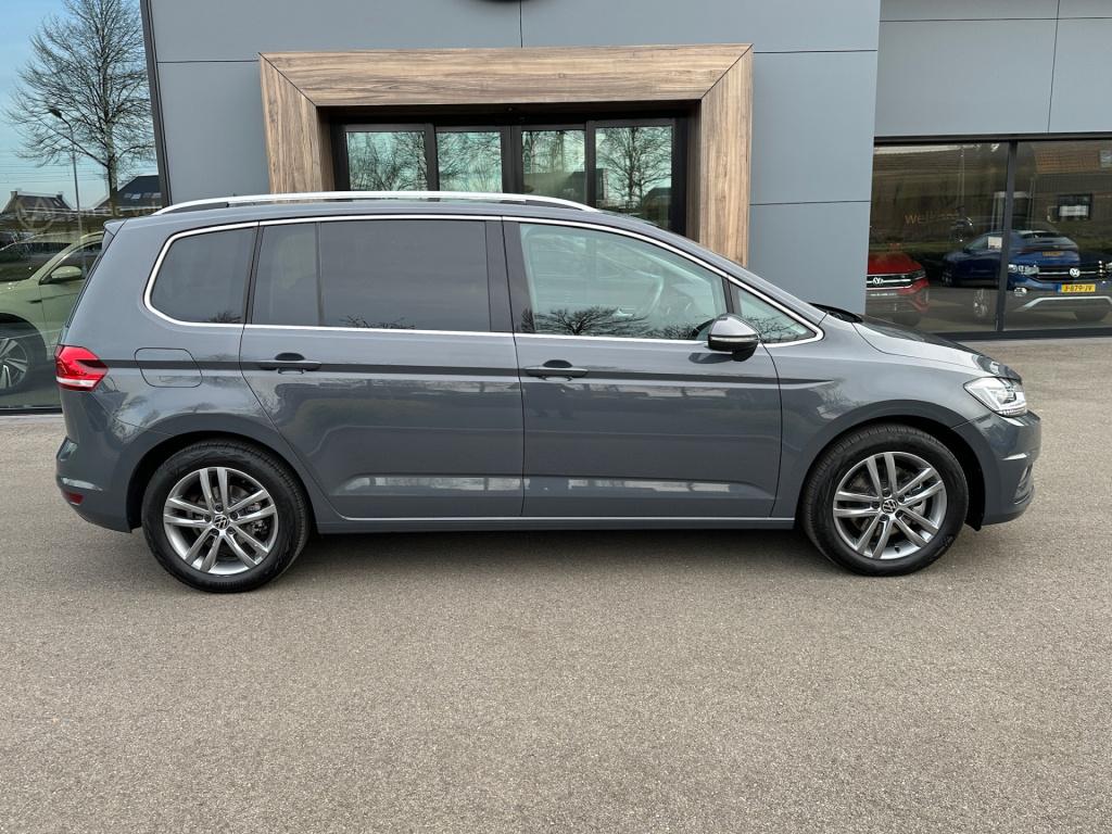 Volkswagen Touran 1.5 tsi 150pk dsg highline 7-persoons | dode hoek | virtu