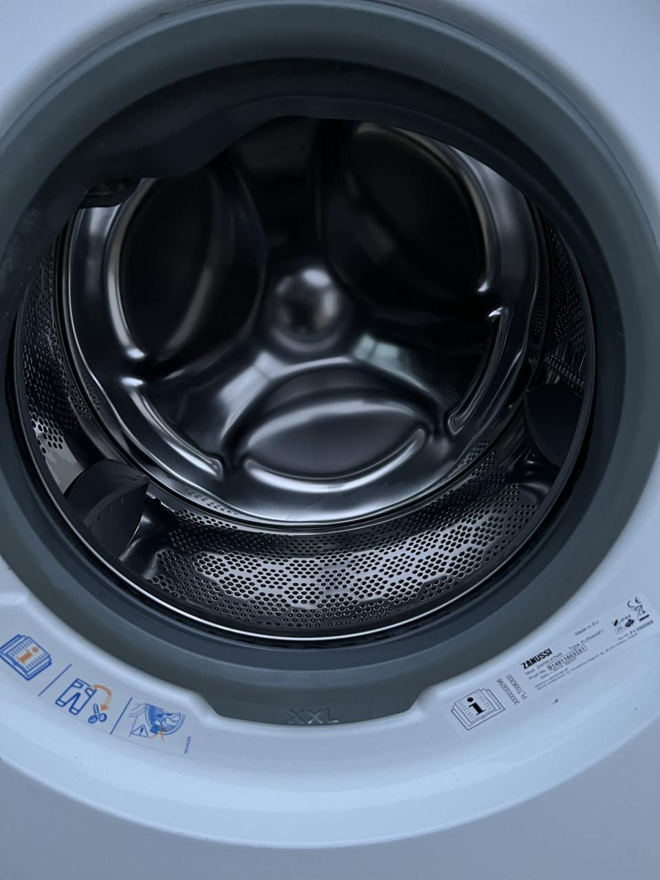 Zanussi Wasmachine 8 kg 1400 toren energieklasse A+++ weinig gebruikt