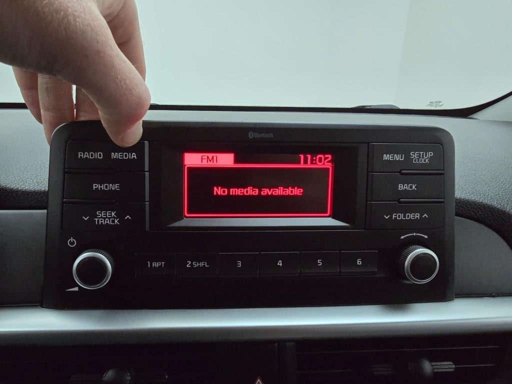 Kia Picanto occasion met airco en bluetooth | tweedehands kia picanto zwart