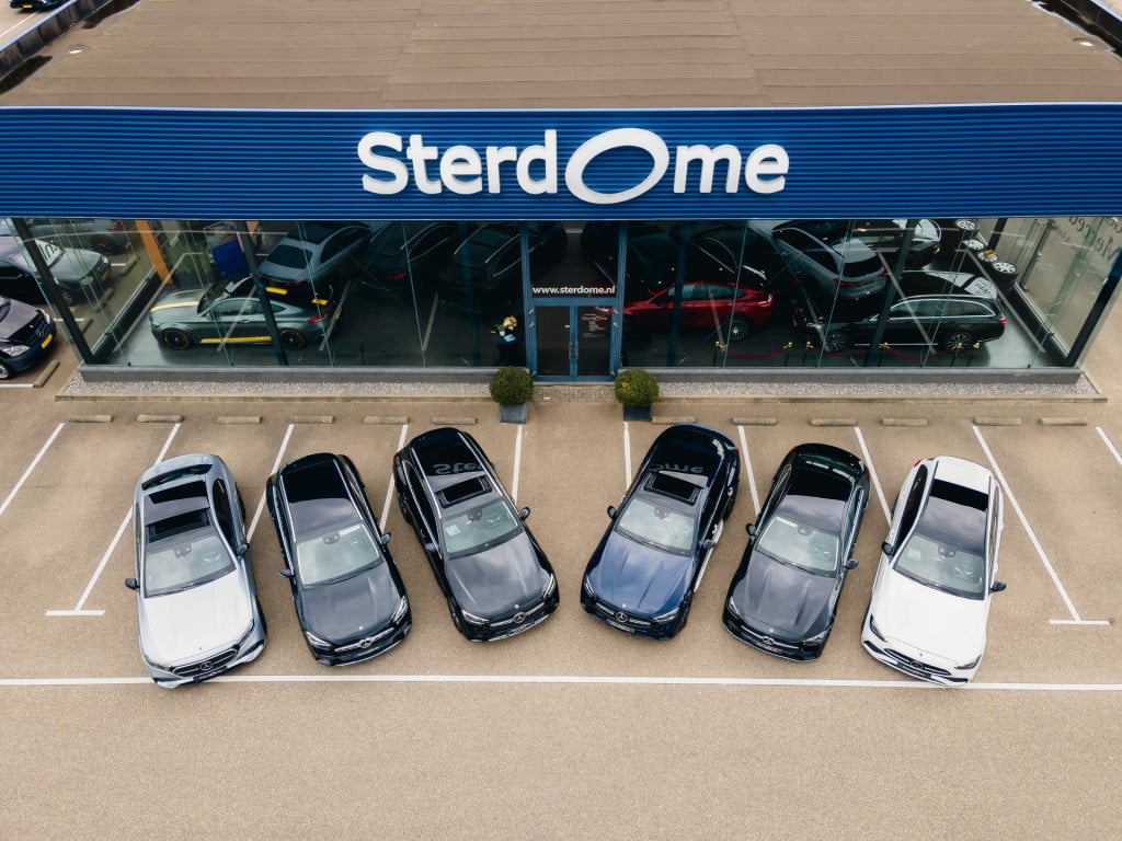 Mercedes-Benz C-Klasse estate 300 e amg line l distronic l mbux l stoelverw